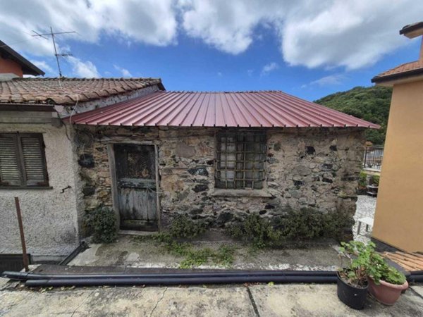 casa indipendente in vendita a Deiva Marina