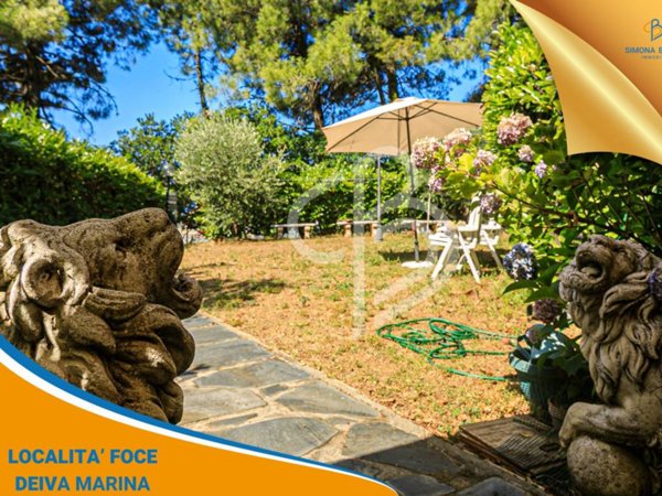 appartamento in vendita a Deiva Marina in zona Piazza