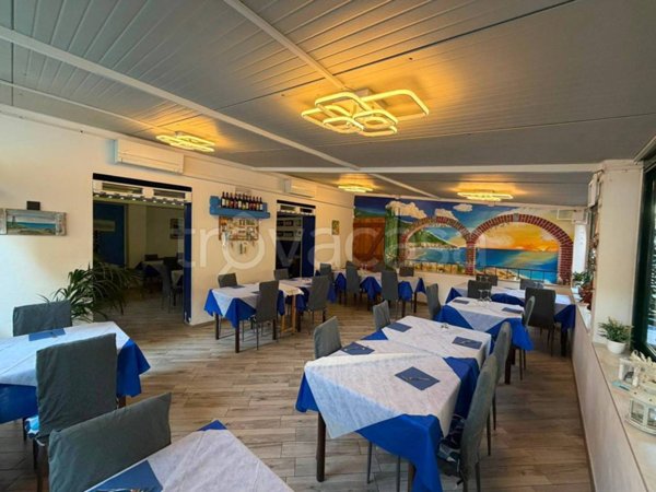 negozio in vendita a Deiva Marina