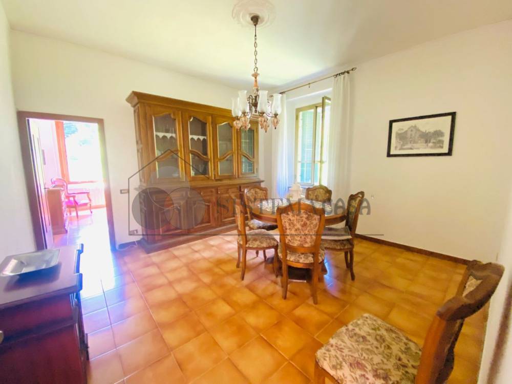 casa indipendente in vendita a Follo in zona Carnea