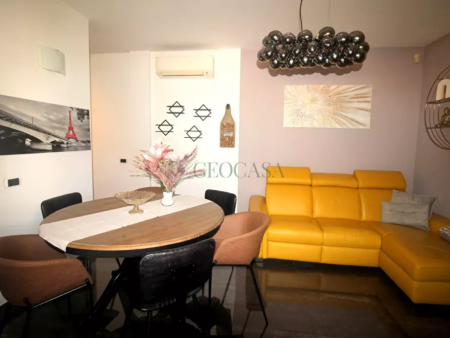 appartamento in vendita a Follo