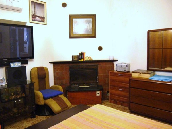 casa indipendente in vendita a Follo
