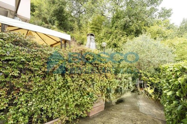 casa indipendente in vendita a Follo