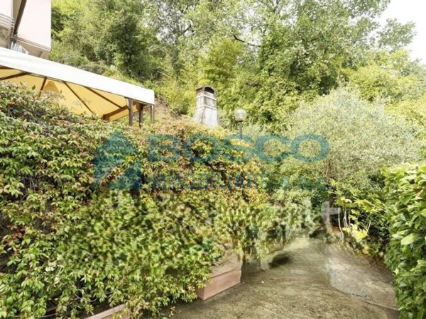 appartamento in vendita a Follo in zona Tivegna