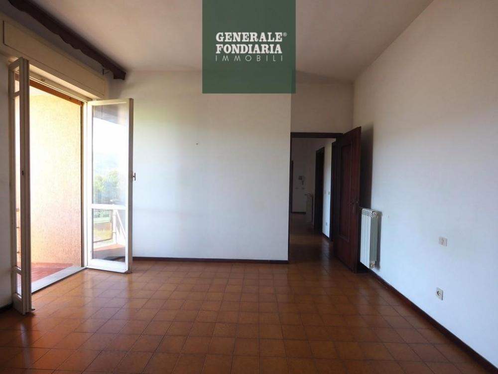 appartamento in vendita a Follo