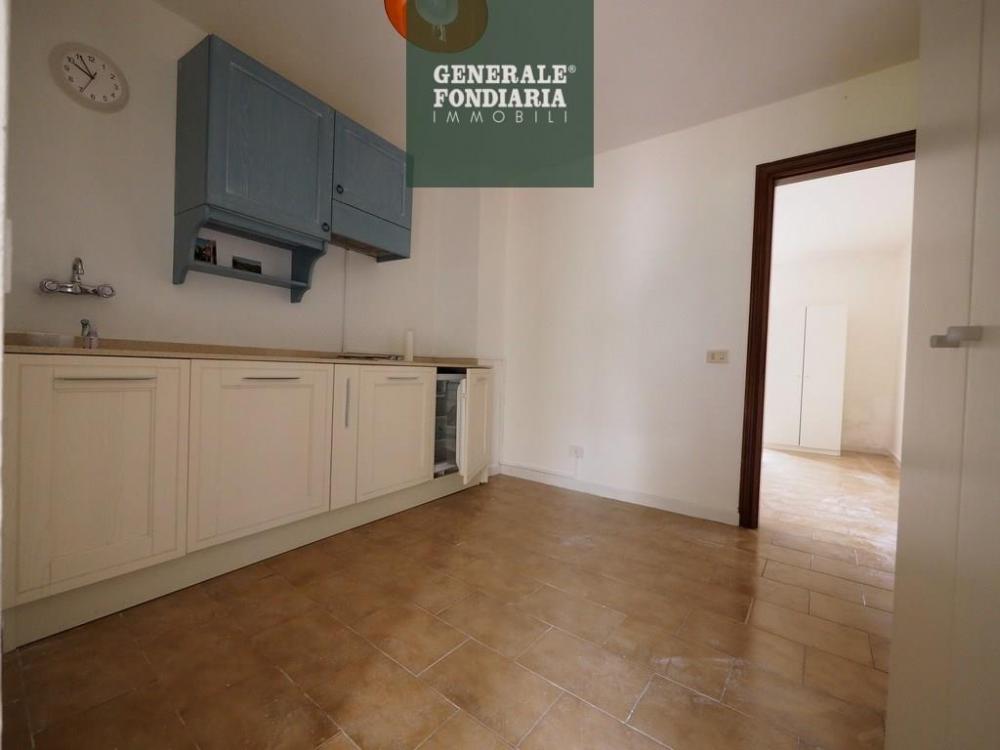 appartamento in vendita a Follo in zona Carnea