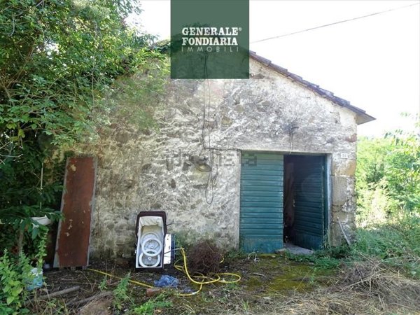 appartamento in vendita a Follo