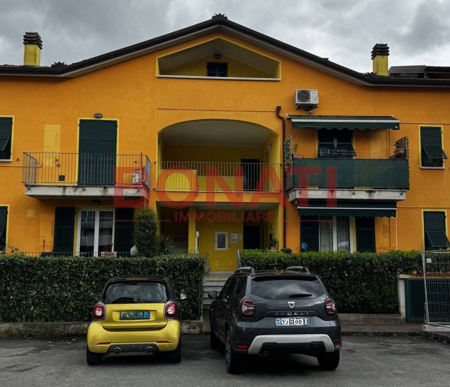 appartamento in vendita a Follo