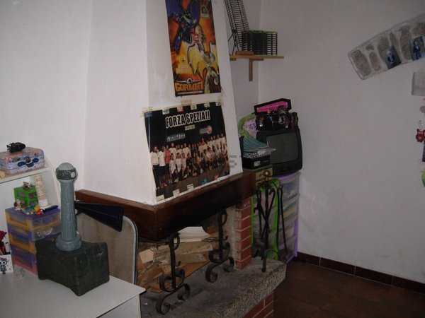 casa indipendente in vendita a Follo in zona Bastremoli