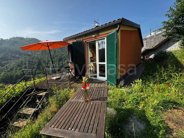 casa indipendente in vendita a Follo in zona Carnea