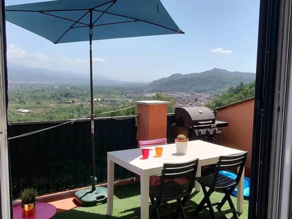 appartamento in vendita a Follo in zona Piano di Follo