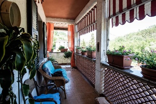 appartamento in vendita a Follo in zona Valdurasca