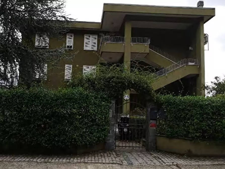 appartamento in vendita a Follo