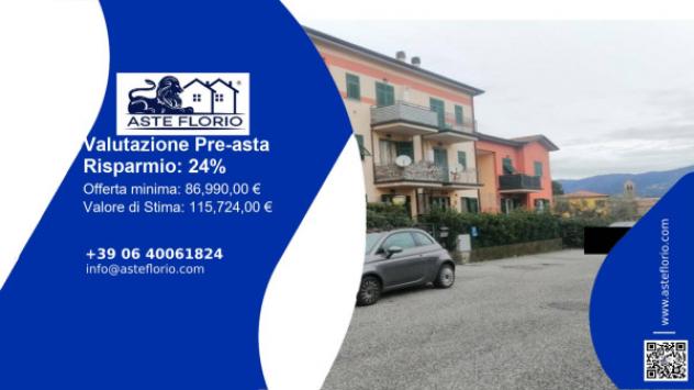 appartamento in vendita a Follo