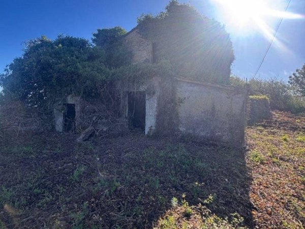 casa indipendente in vendita a Follo in zona Tivegna