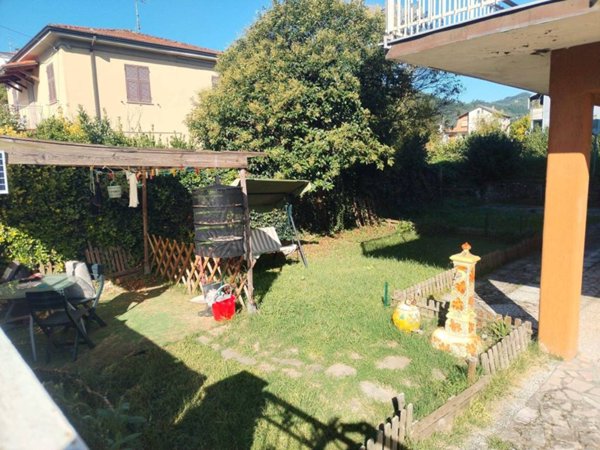 appartamento in vendita a Follo in zona Piano di Follo