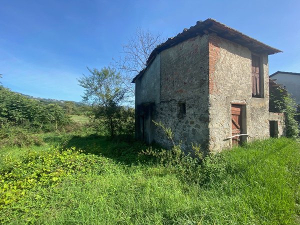 appartamento in vendita a Follo