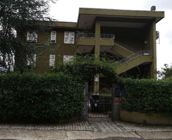 appartamento in vendita a Follo