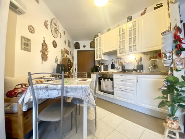 appartamento in vendita a Follo in zona Piana Battolla