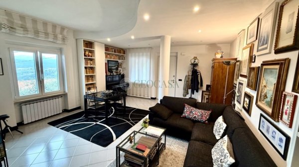 casa indipendente in vendita a Follo in zona Bastremoli