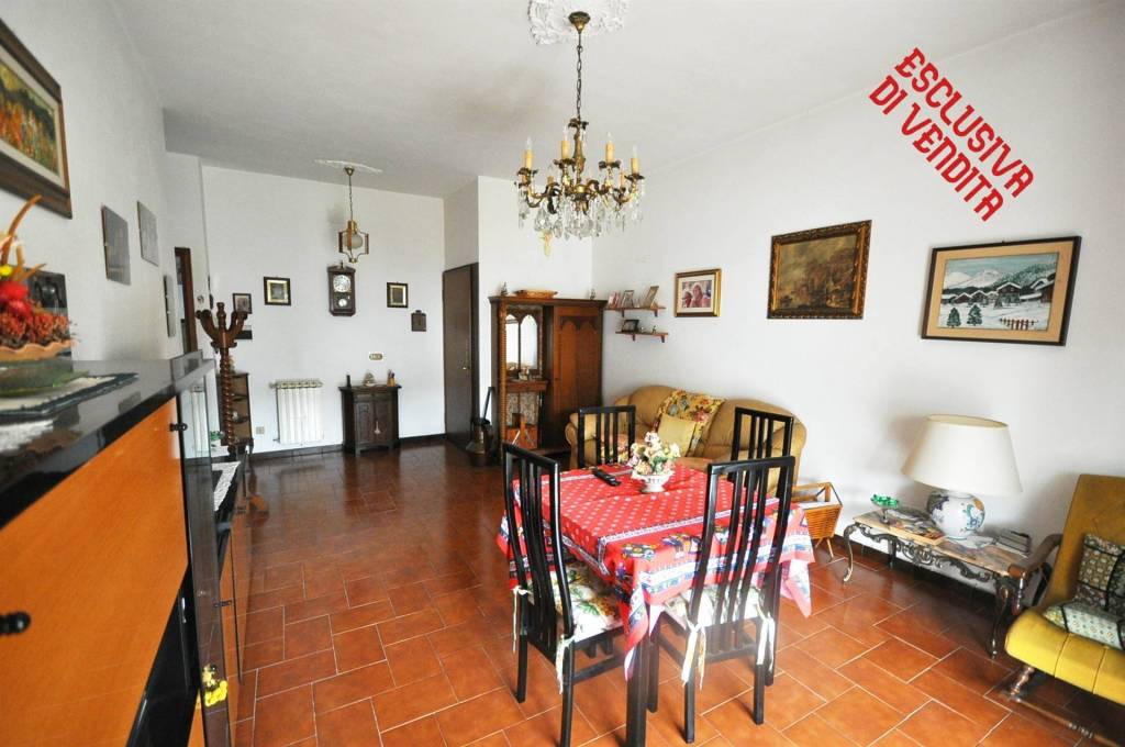 appartamento in vendita a Follo