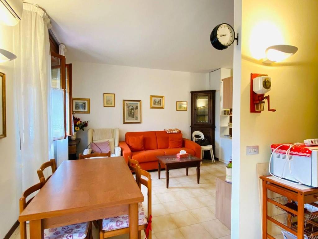 appartamento in vendita a Follo in zona Piano di Follo