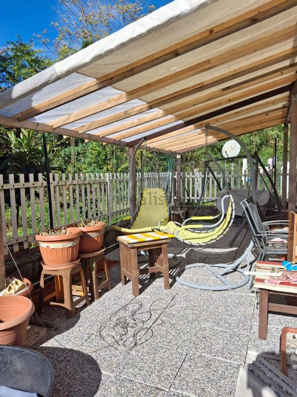 appartamento in vendita a Follo