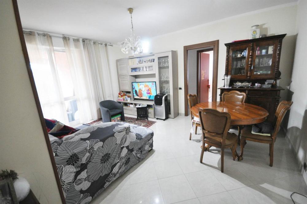 appartamento in vendita a Follo