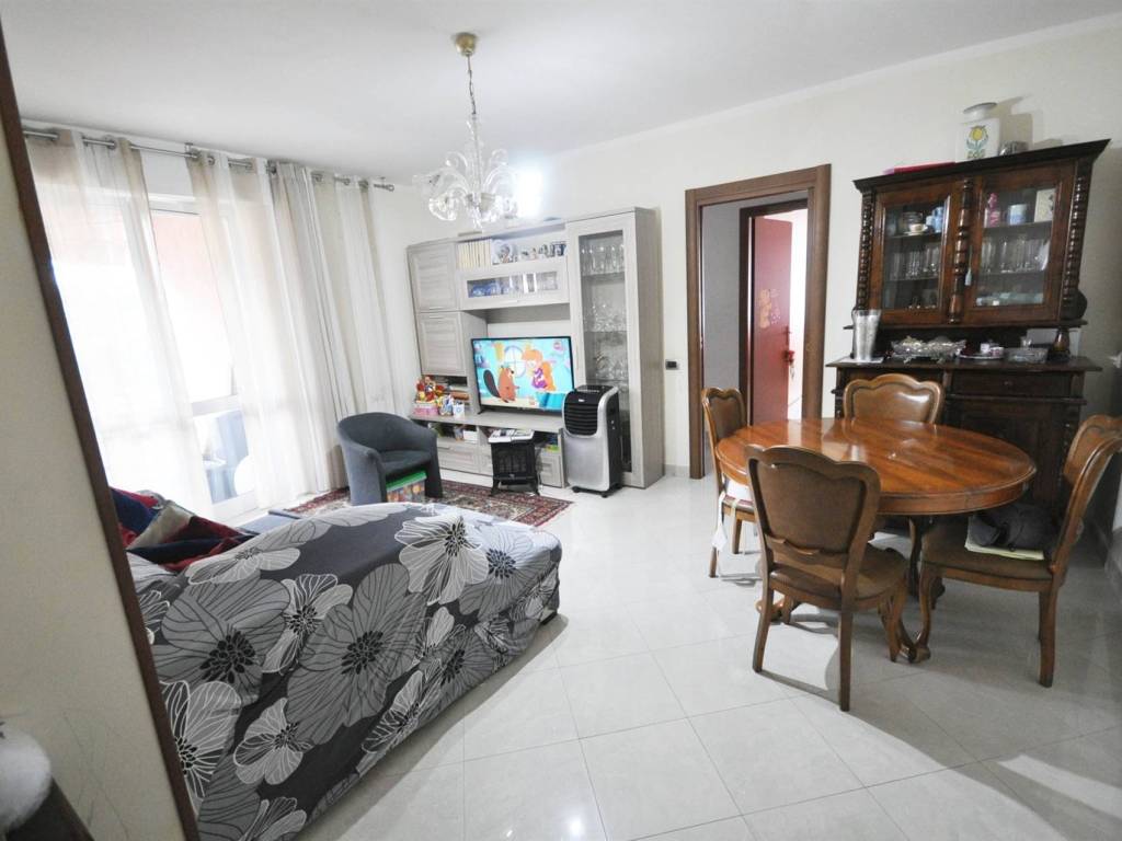 appartamento in vendita a Follo