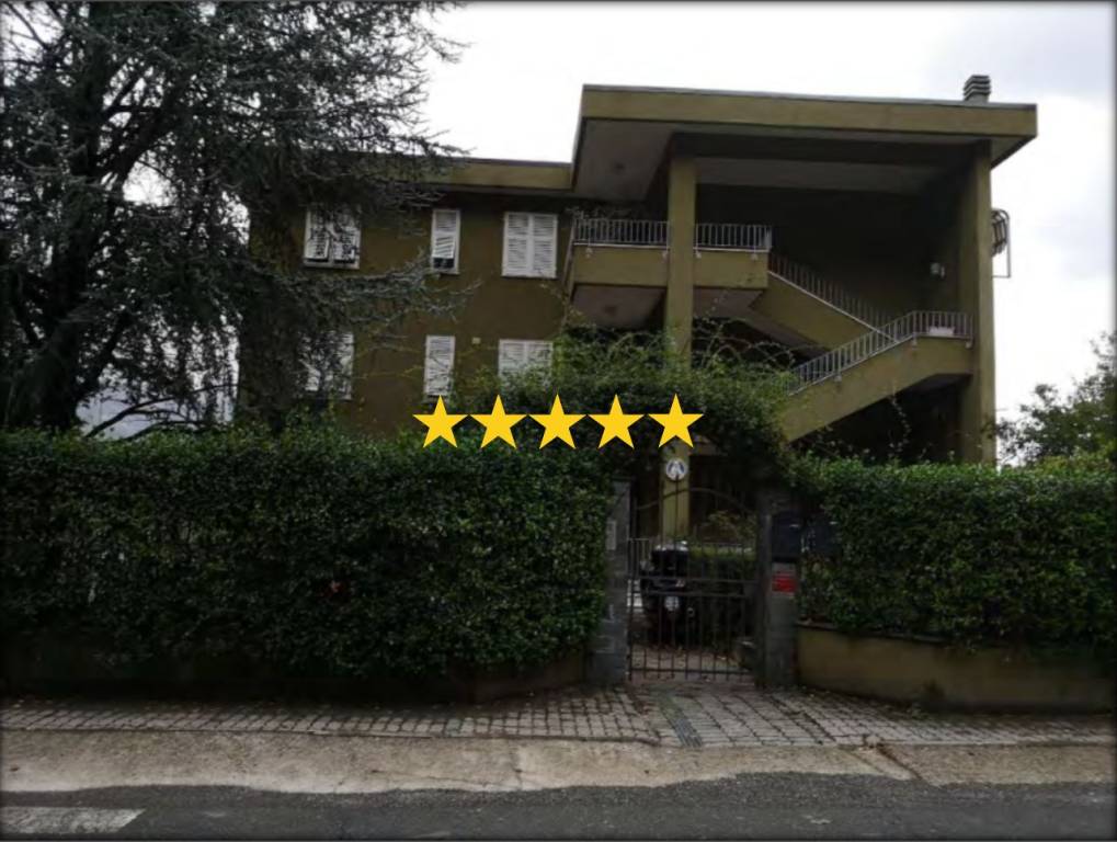 appartamento in vendita a Follo in zona Piana Battolla