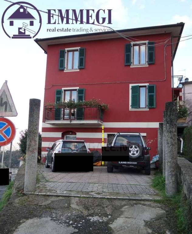 appartamento in vendita a Follo