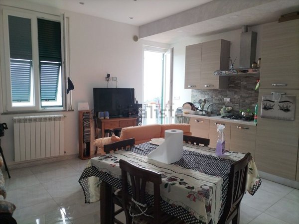 appartamento in vendita a Follo