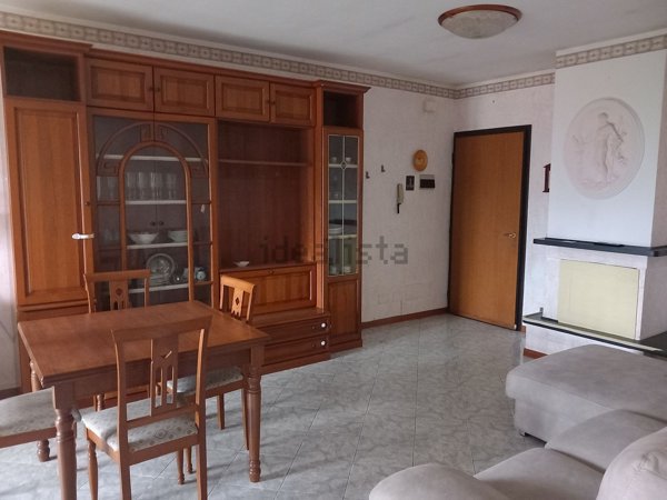 appartamento in vendita a Follo