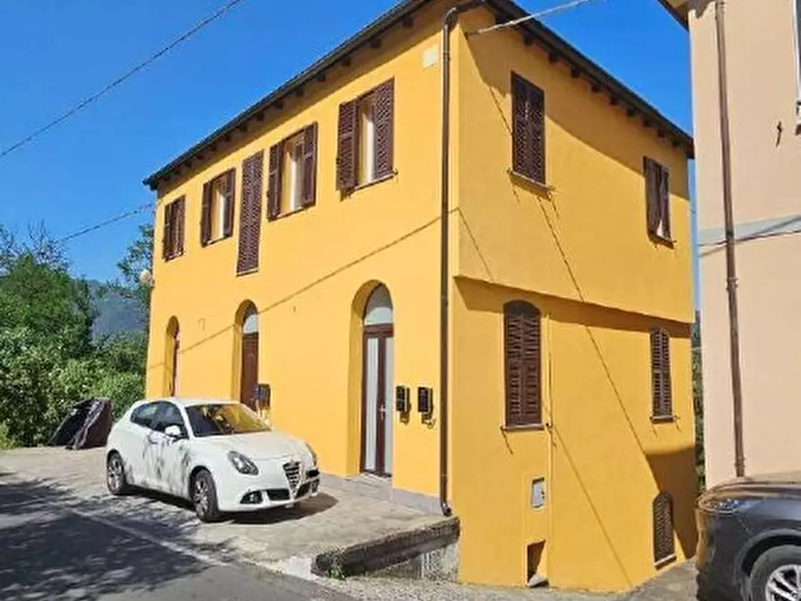casa indipendente in vendita a Follo in zona Piana Battolla
