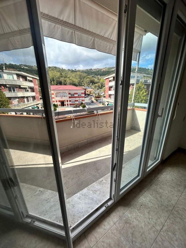 appartamento in vendita a Follo