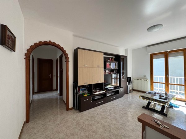 appartamento in vendita a Follo