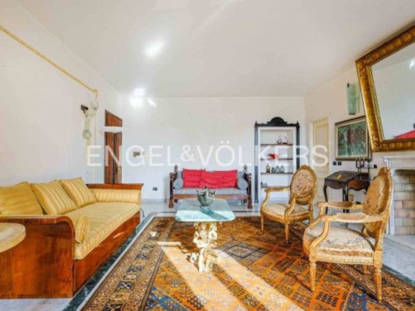 casa indipendente in vendita a Follo in zona Tivegna