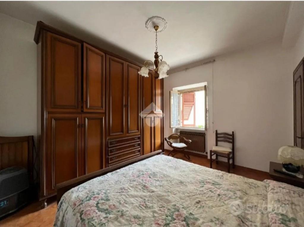 appartamento in vendita a Follo in zona Tivegna