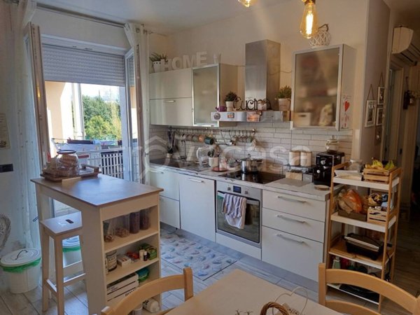 appartamento in vendita a Follo