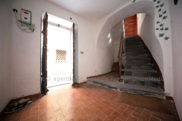 appartamento in vendita a Follo in zona Bastremoli