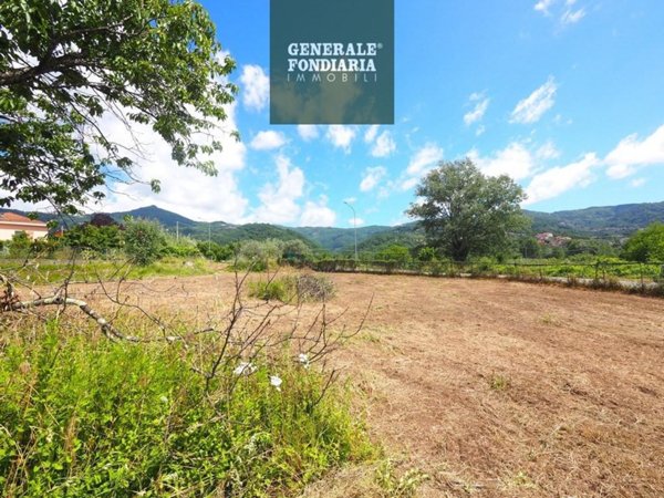terreno edificabile in vendita a Follo in zona Piana Battolla