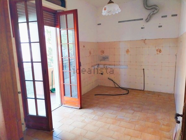 casa indipendente in vendita a Follo