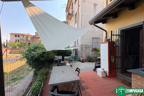 casa indipendente in vendita a Follo in zona Piana Battolla