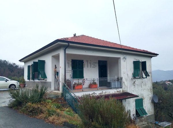 appartamento in vendita a Follo in zona Sorbolo