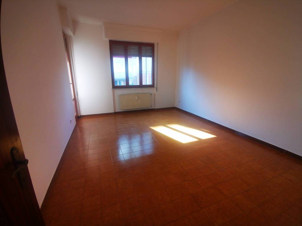 appartamento in vendita a Follo in zona Piana Battolla