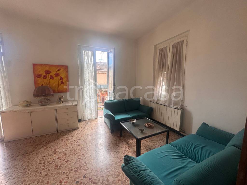 appartamento in vendita a Follo in zona Piana Battolla