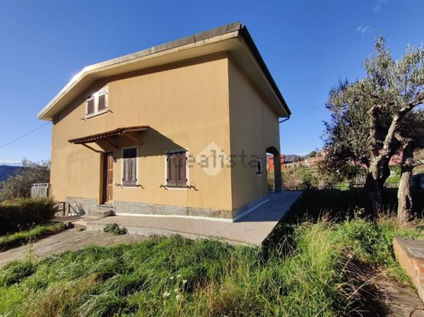 casa indipendente in vendita a Framura in zona Castagnola
