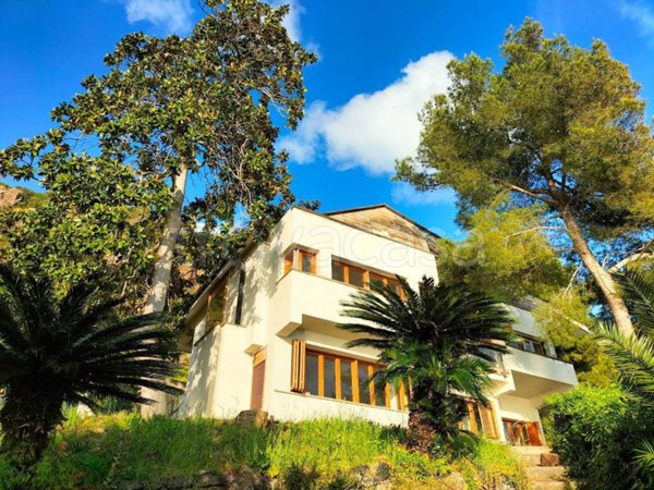 casa indipendente in vendita a Framura