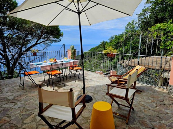 casa indipendente in vendita a Framura in zona Costa