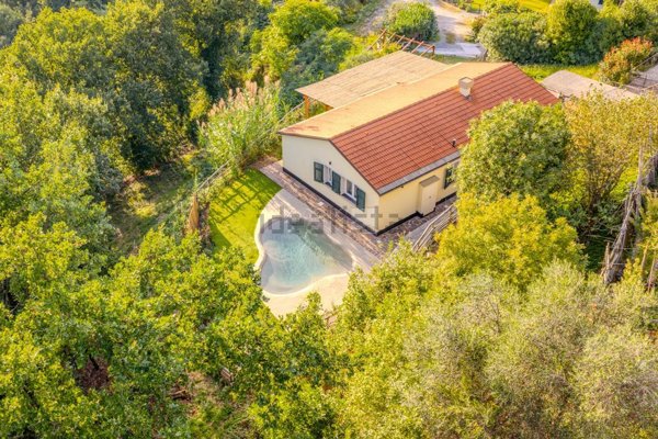 casa indipendente in vendita a Framura